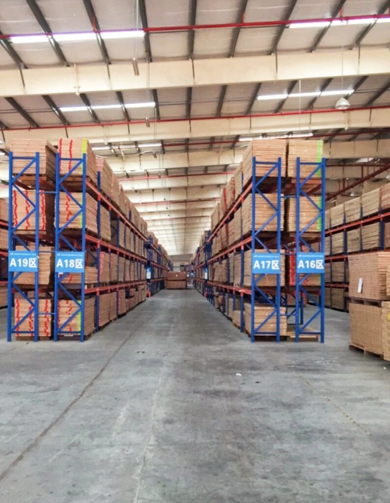 Beam-Type Heavy-Duty Racking: Upgrading Storage...