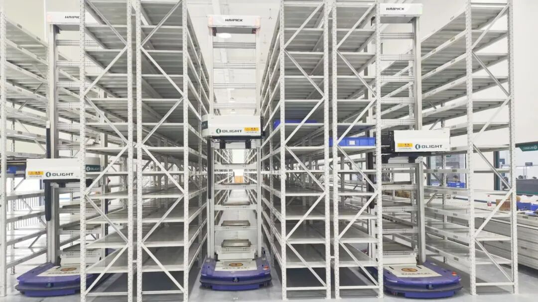 Smart Warehouse Implementation: Empowering Efficient Supply Chain Operations